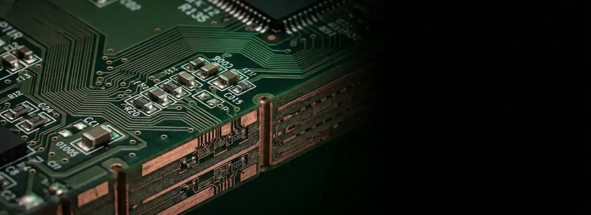 Embedded components PCB with buried resistors and capacitors for high-density routing