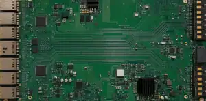 Long critical channels define the large PCB signal integrity review.