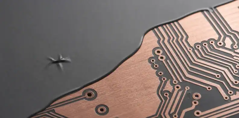 A manufacturing view of pCB dry-film resist defects showing fine copper geometry before imaging.